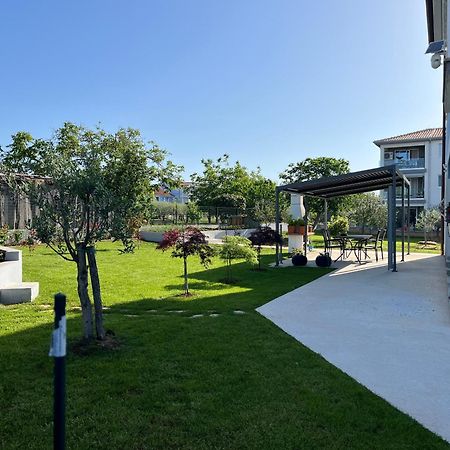 Apartments M&M Terzic 포레치 외부 사진
