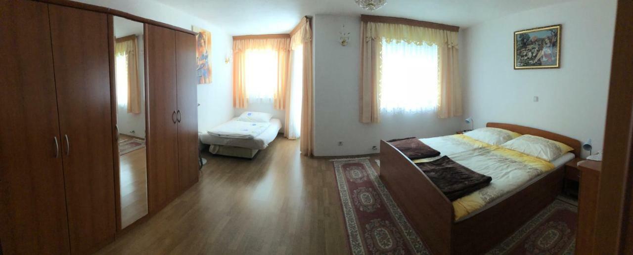 Apartments M&M Terzic 포레치 외부 사진